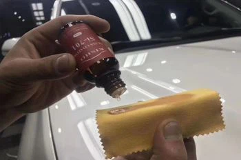 車のヘッドライトコーティング